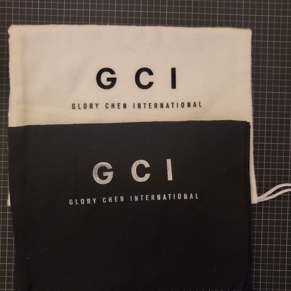 Glory Chen Int'l Set/2 Dust bag EUC - Picture 2 of 7